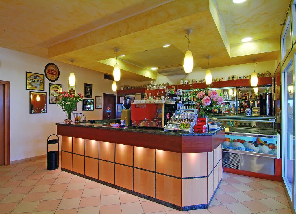 Hotel Garni Losanna ビビオーネ エクステリア 写真