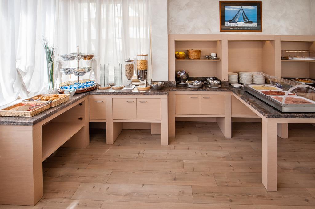 Hotel Garni Losanna ビビオーネ エクステリア 写真